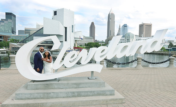 cleve sign 3